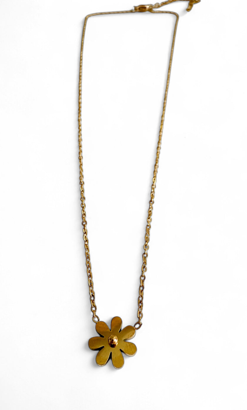 The Golden Daisy Necklace