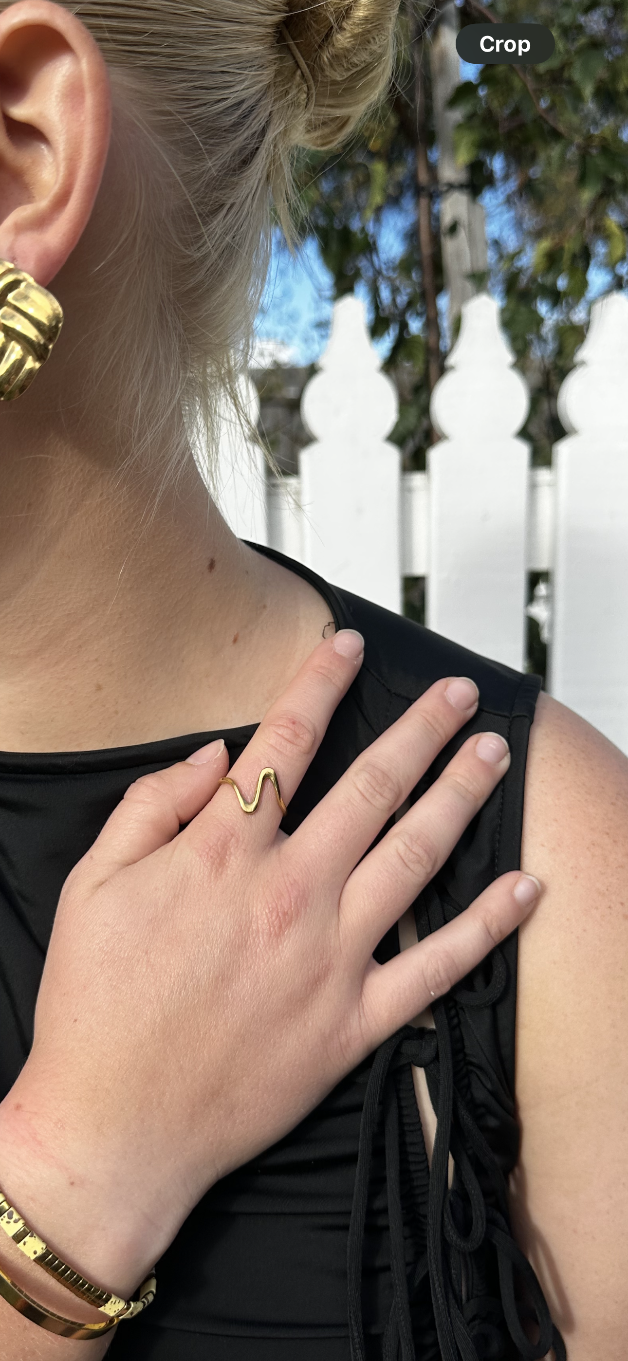 The S Ribbon Ring