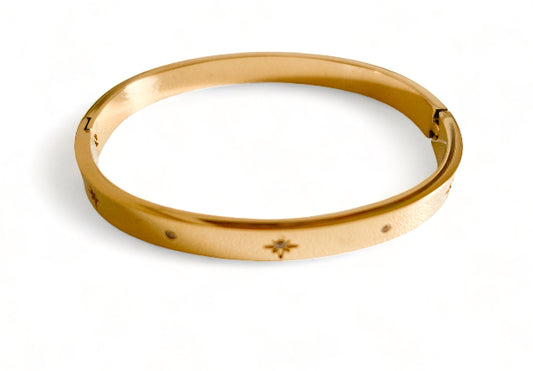 Grace Oval Bangle Gold