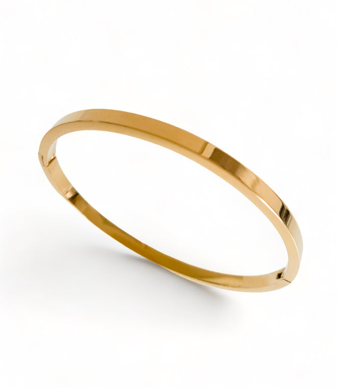 Edith Oval Bangle Gold