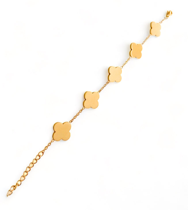 Solid Clover Bracelet
