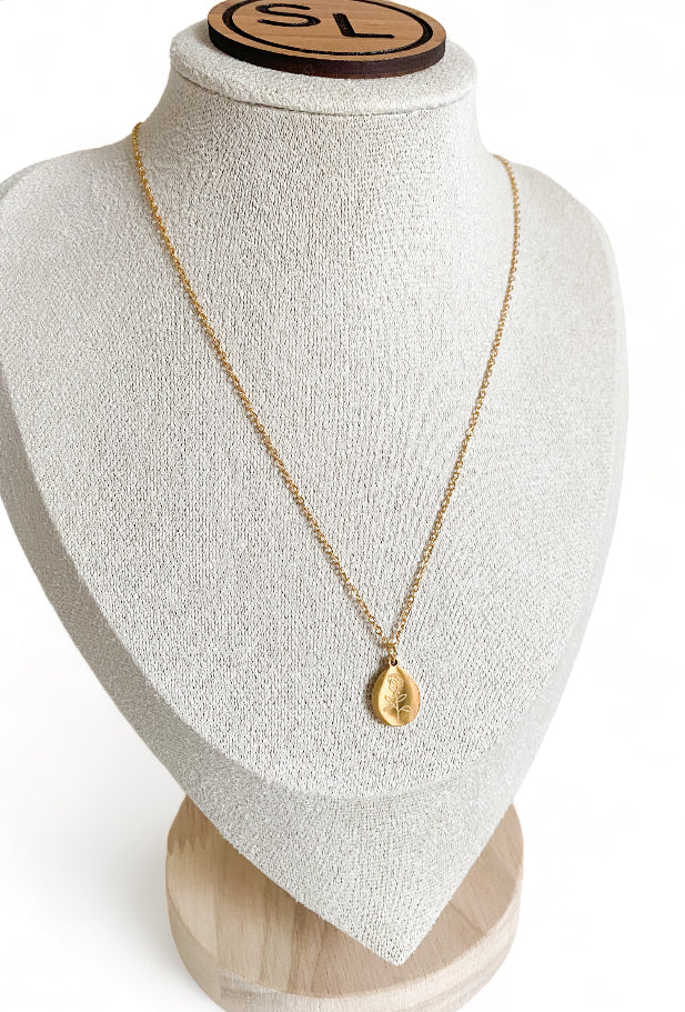 The Rose Necklace