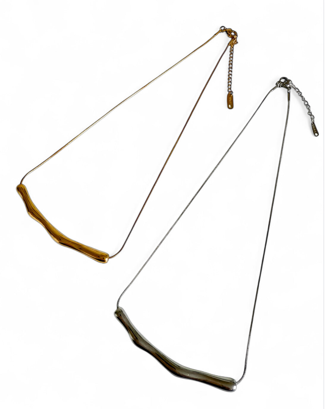 The Bar Necklace