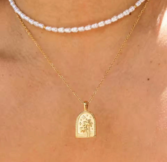Palm Arch Necklace