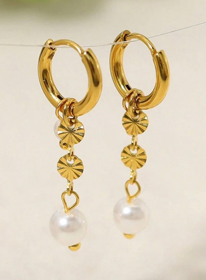 Petite Pearls - Gold