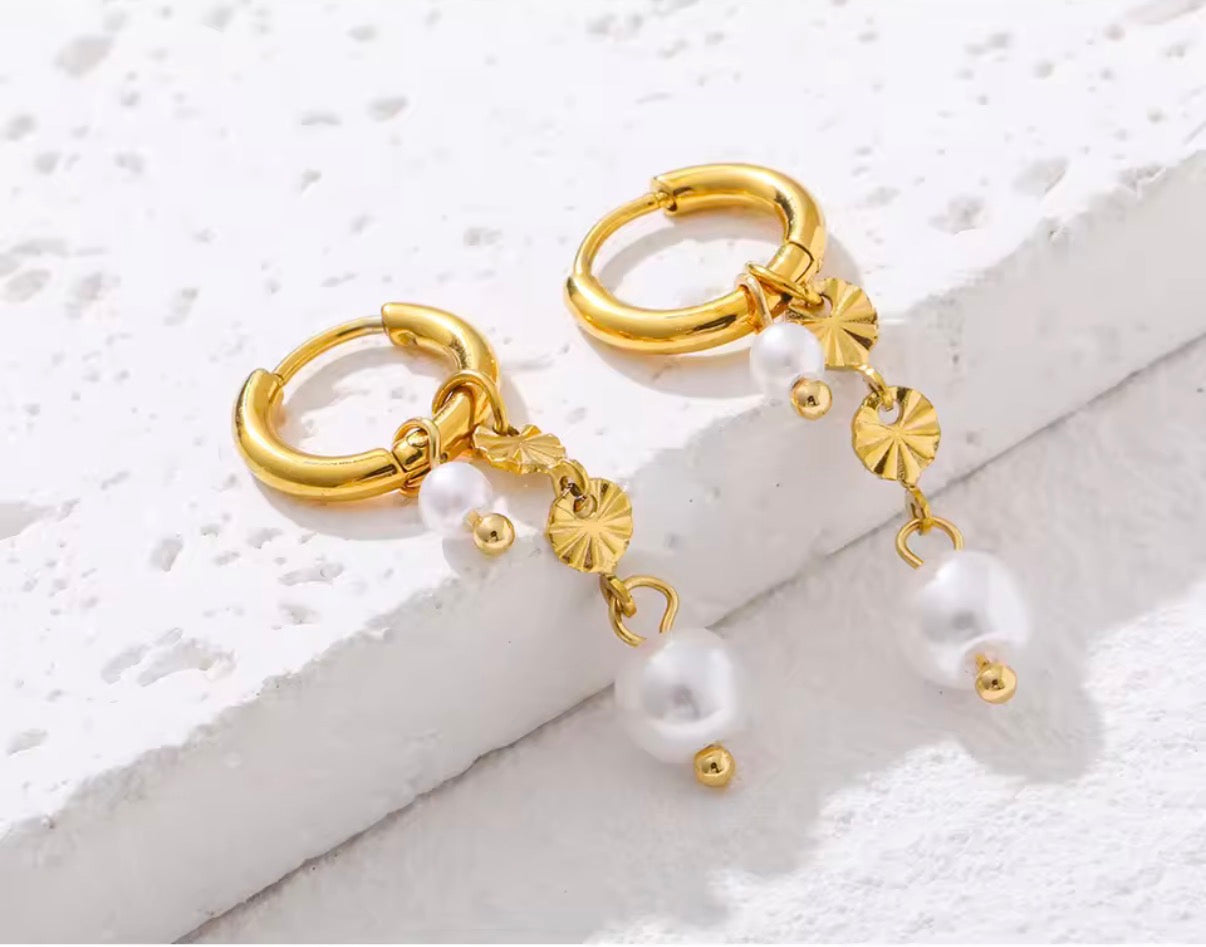Petite Pearls - Gold