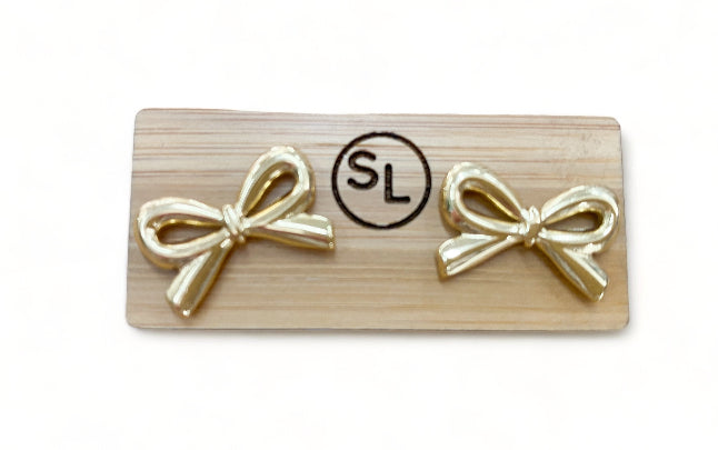 Chunky Bow Studs Gold