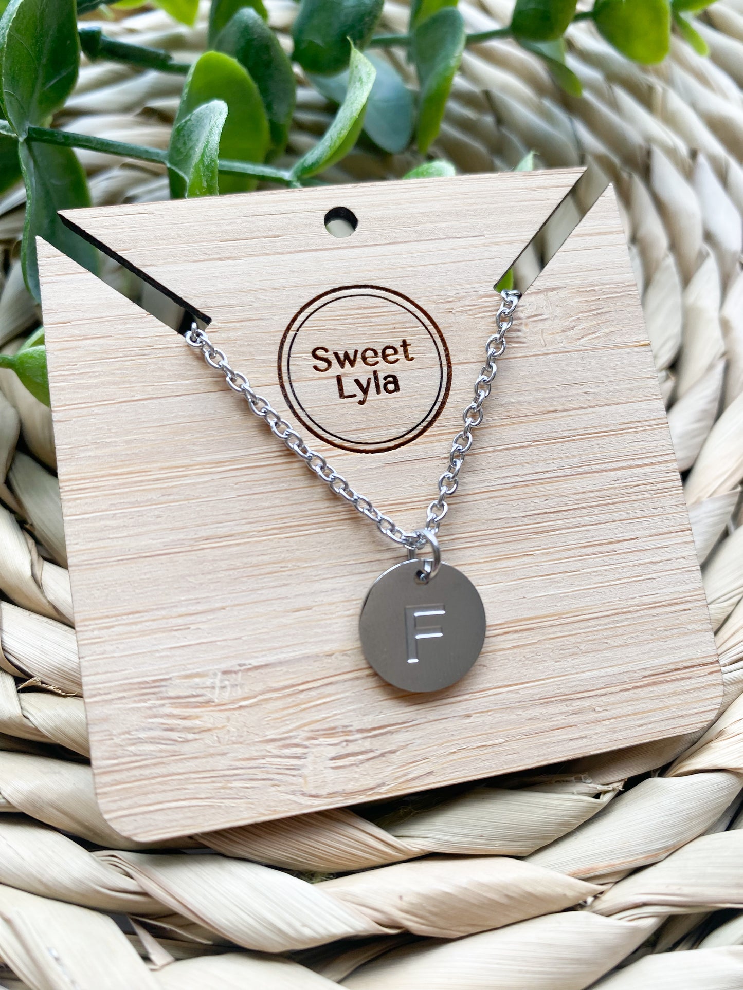 A-Z Stainless Steel Pendant Letter Necklace