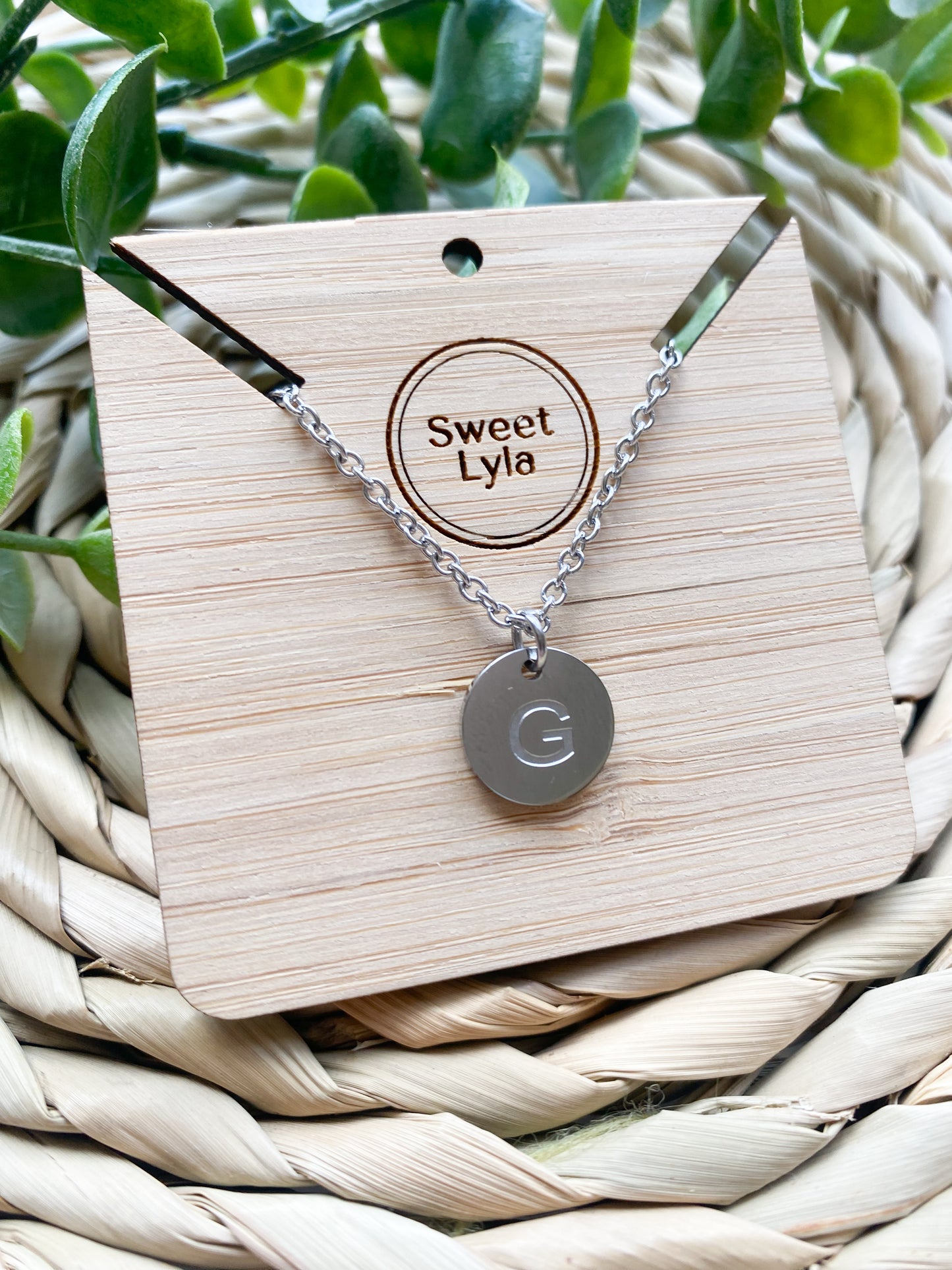 A-Z Stainless Steel Pendant Letter Necklace