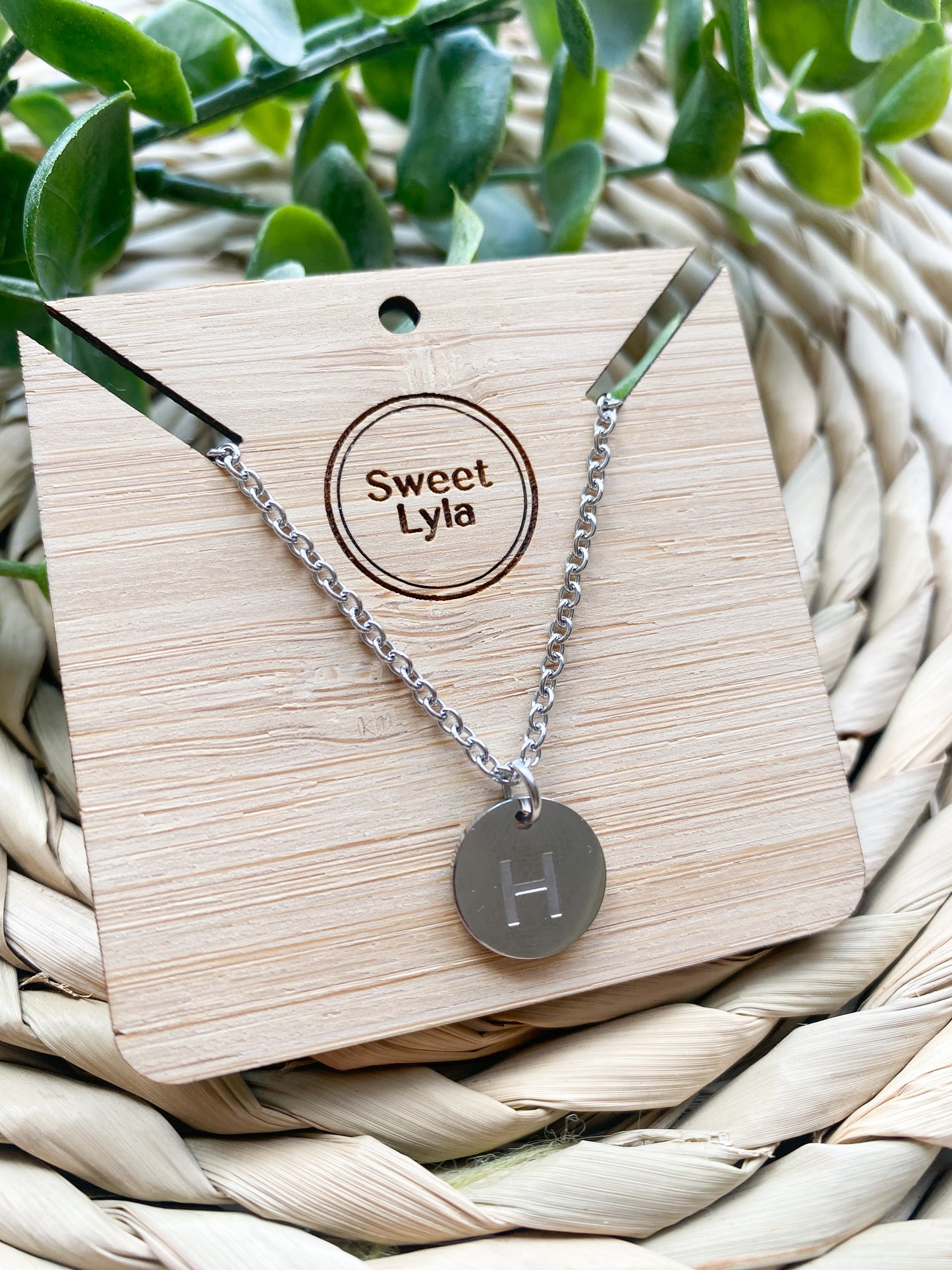 A-Z Stainless Steel Pendant Letter Necklace