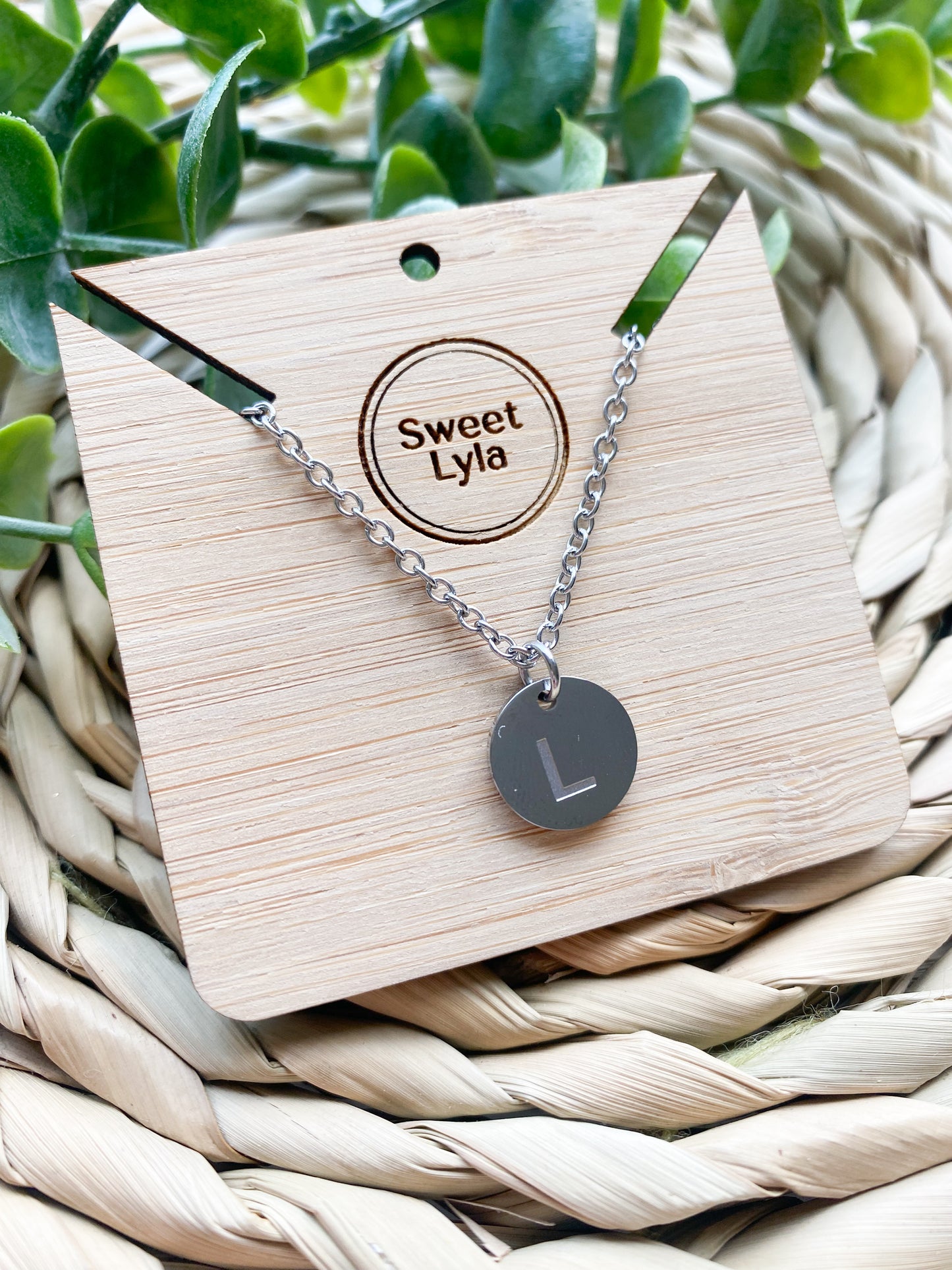 A-Z Stainless Steel Pendant Letter Necklace