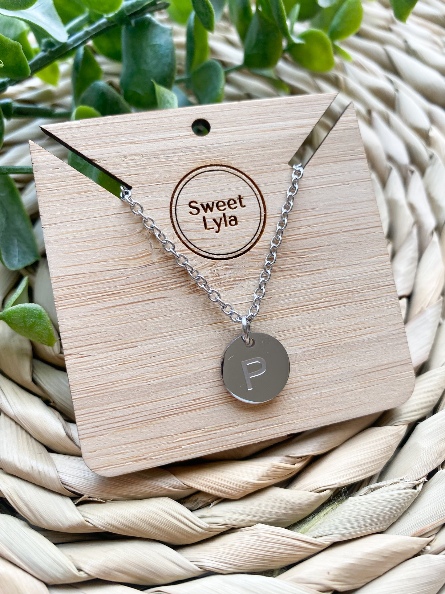 A-Z Stainless Steel Pendant Letter Necklace