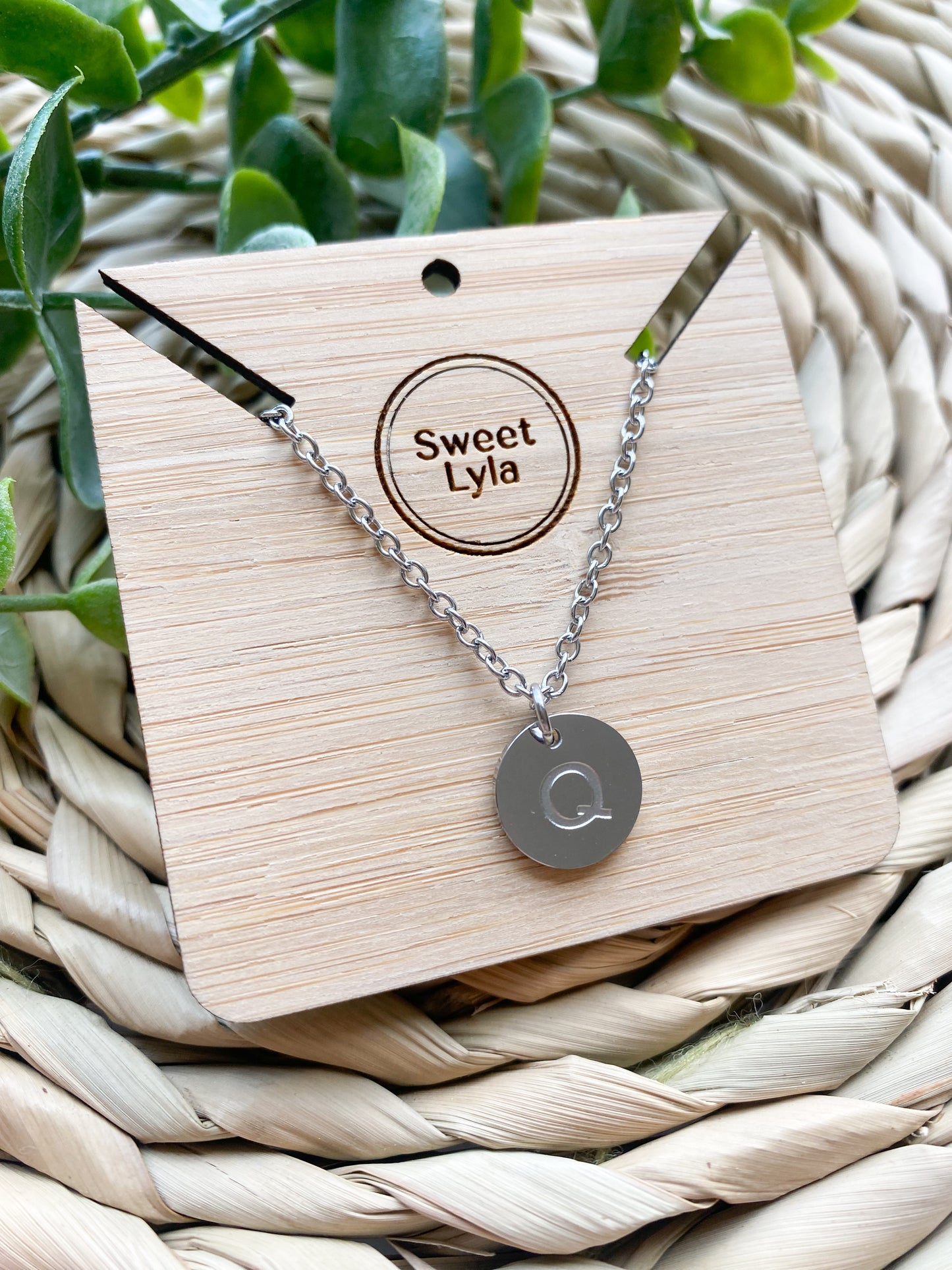 A-Z Stainless Steel Pendant Letter Necklace