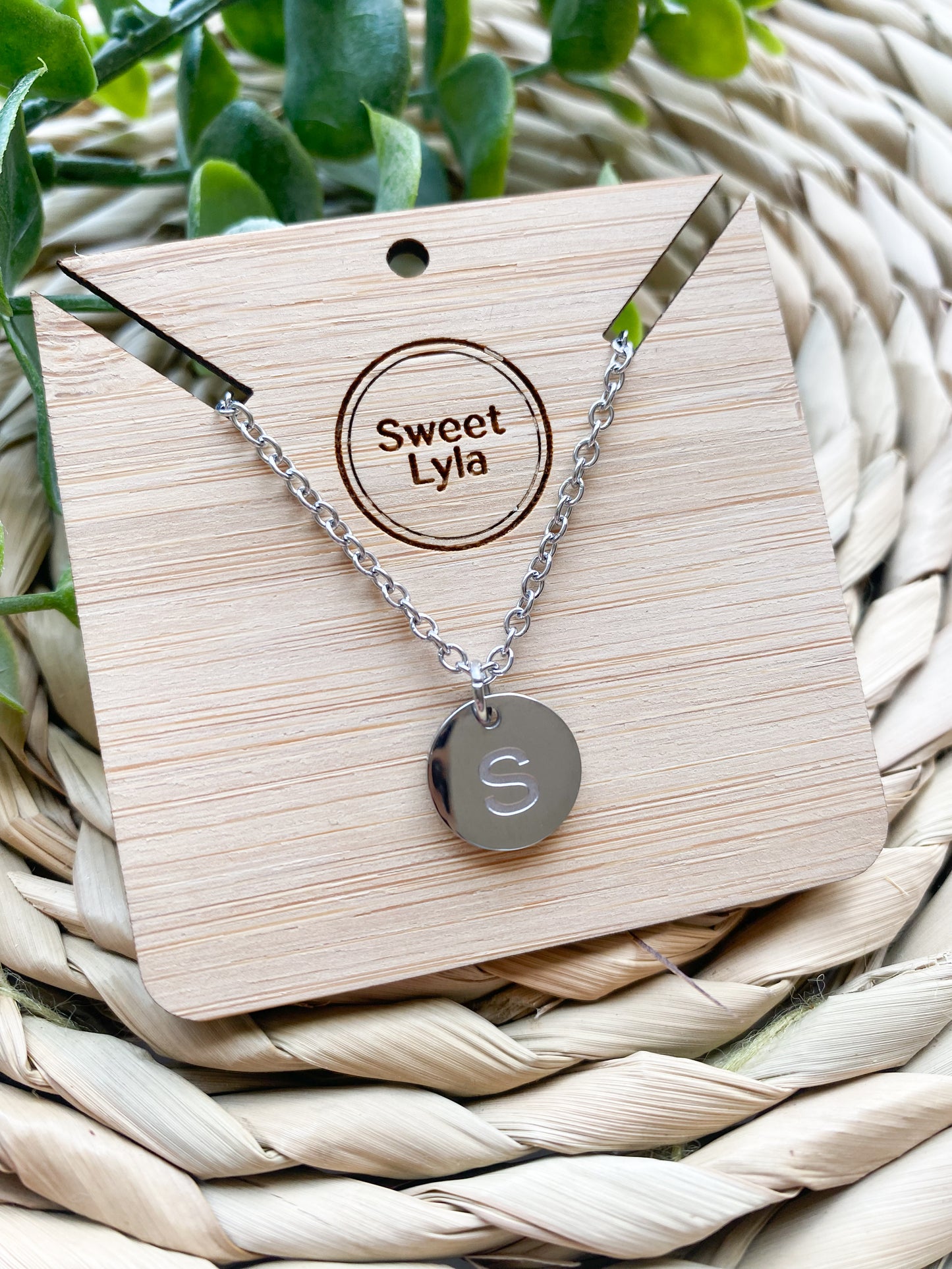 A-Z Stainless Steel Pendant Letter Necklace
