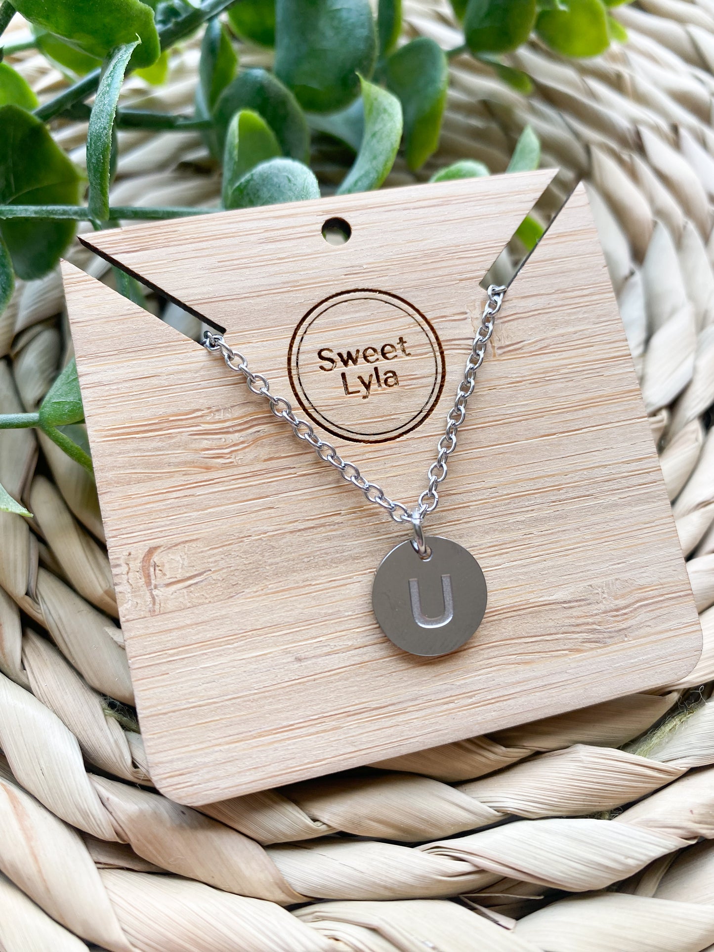 A-Z Stainless Steel Pendant Letter Necklace